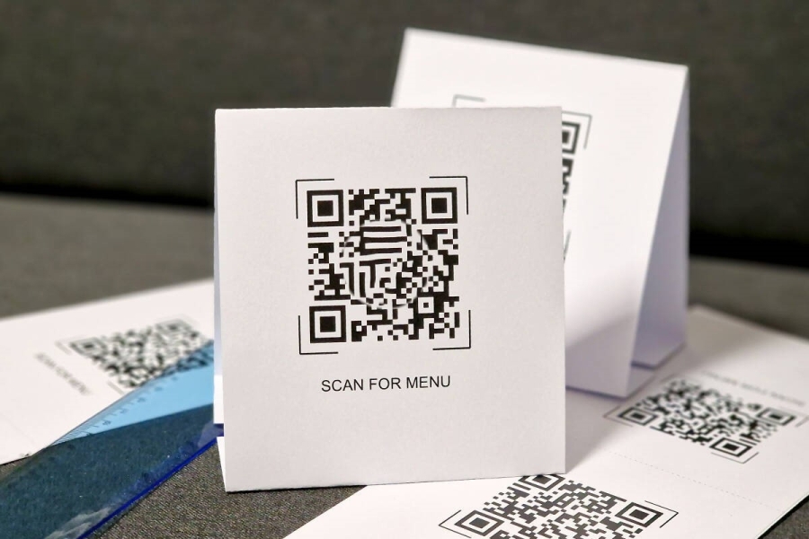 Top Reasons Why a QR Code Menu Is Good for Your Hotel’s Restaurant